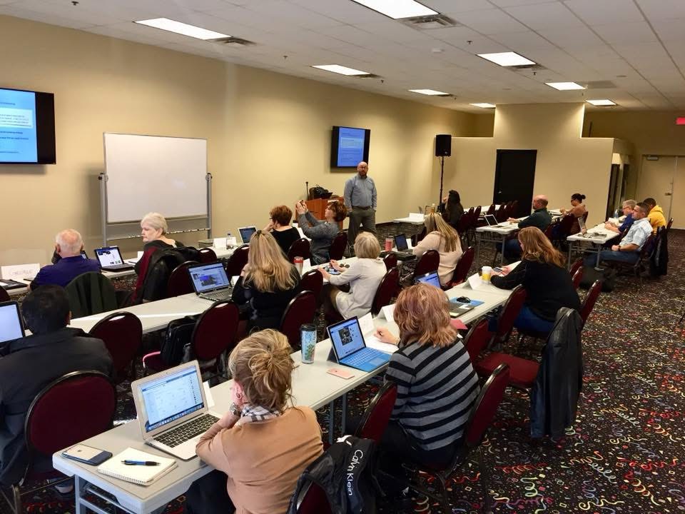 Keith Flynn teaching a hands-on real estate marketing class